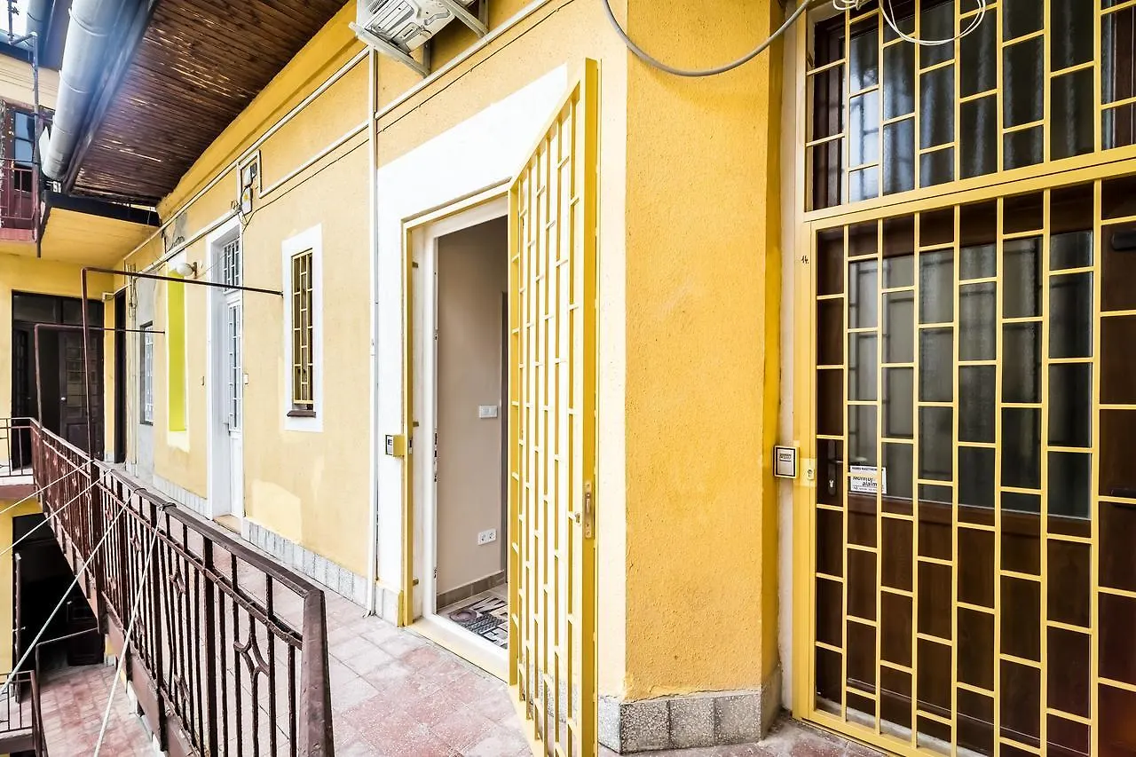 Bpr Corvin Cozy Apartments Budapest Hungría