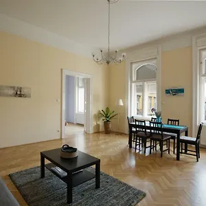  Apartamento Klauzal Ter 9
