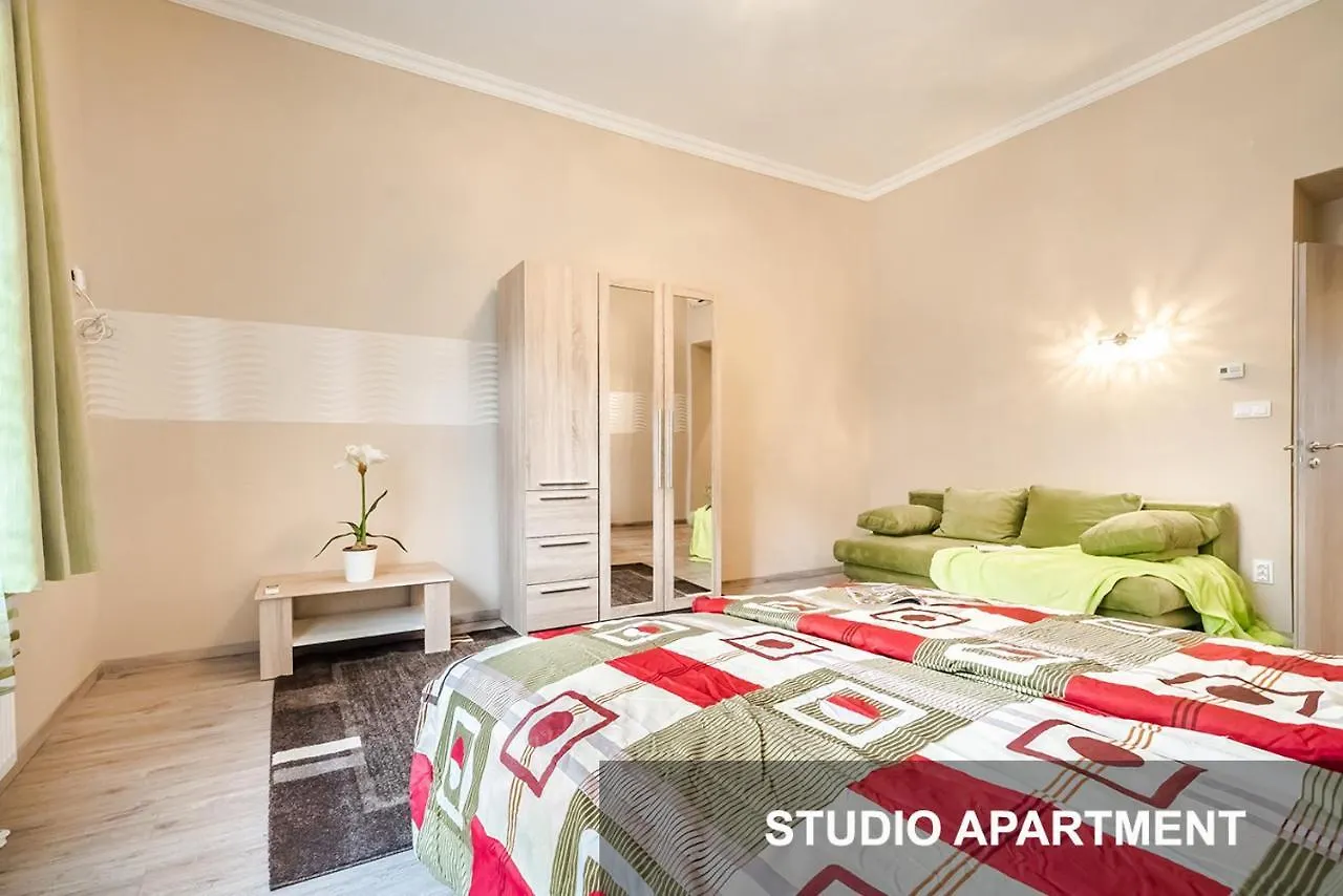 Bpr Corvin Cozy Apartments Boedapest Hongarije