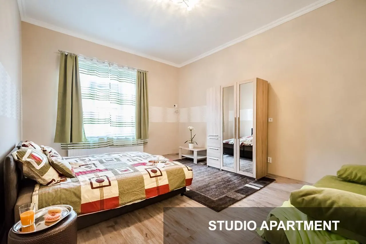 Bpr Corvin Cozy Apartments Boedapest